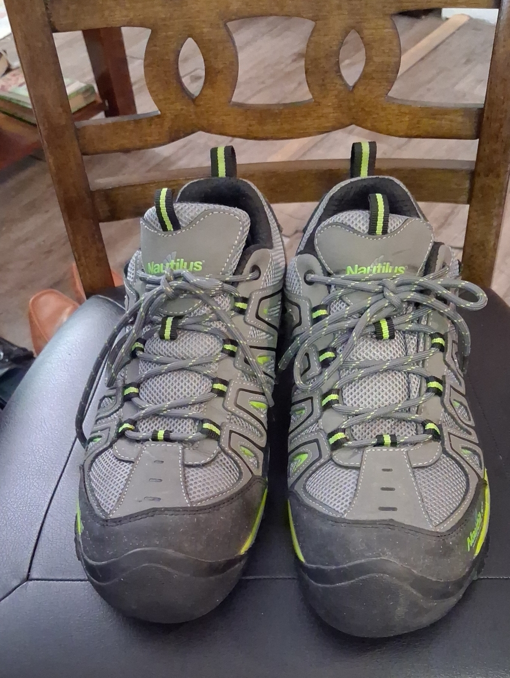 Nautilus Mens Grey and Lime Mesh Athletic Shoes Steel Toe.12W.